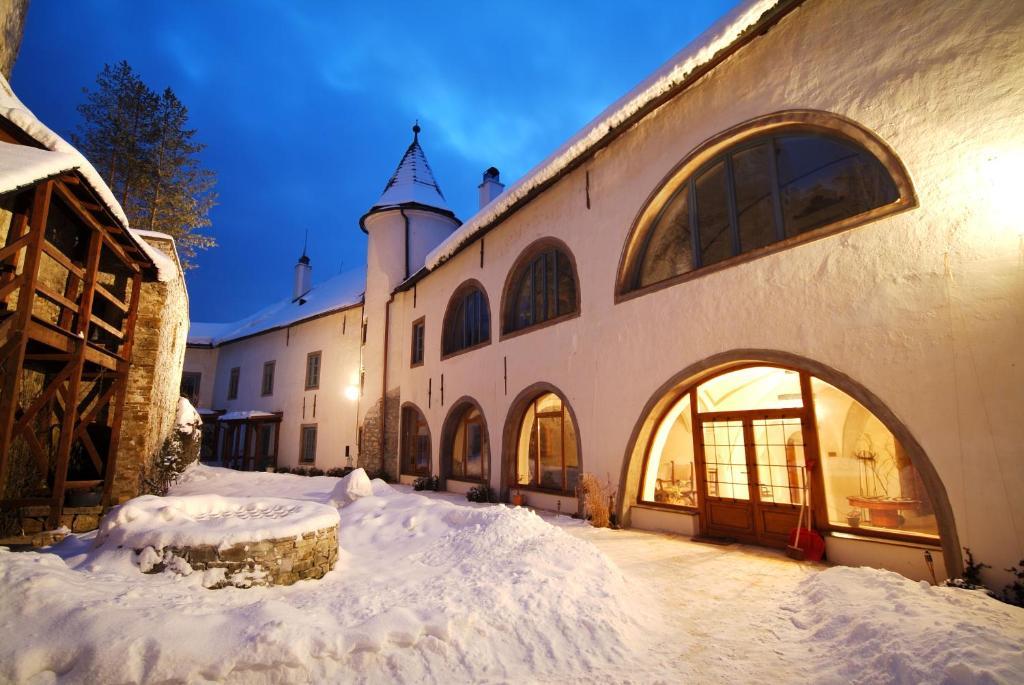 Chateau Grandcastle Liptovský Hrádok Exterior foto